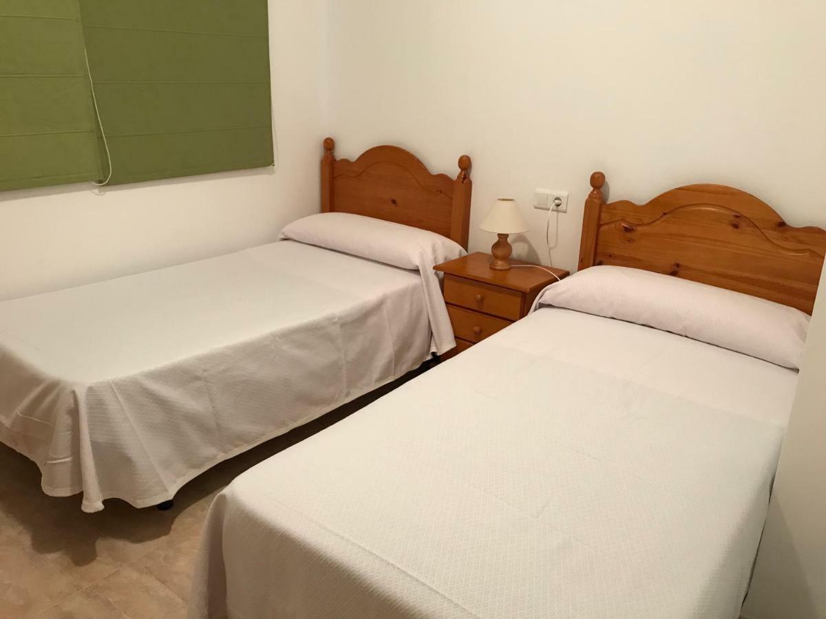 Apartamentos En Deltebre Esterno foto